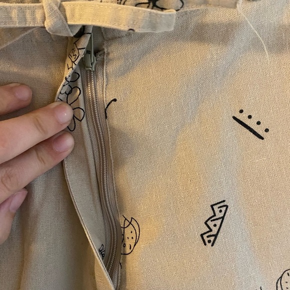 Cute Bug Print Cropped Khaki Pants Tie Waist Linen Cotton Blend Sz Small Quirky - Picture 5 of 9